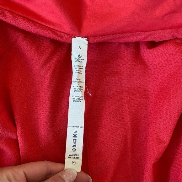lululemon Red Orange Light Hooded Jacket Size 8 Ruffle Trim Thumb Holes - Picture 10 of 12